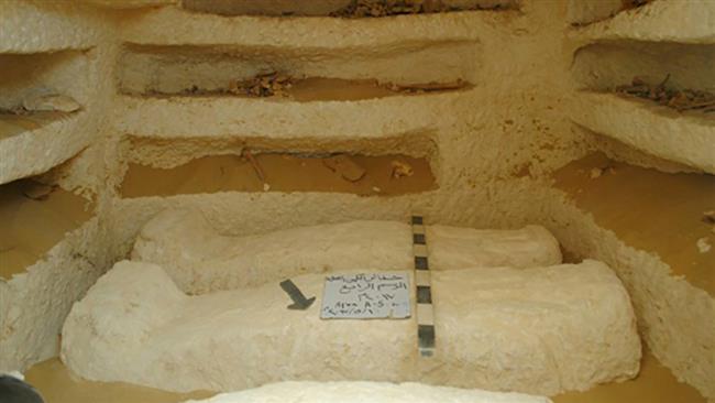Egypt Discovers 2000 Year-old Tombs