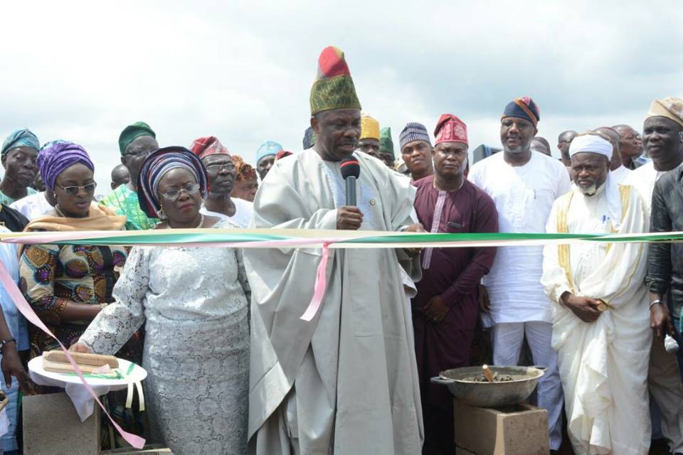 Amosun Lays Foundation For Ogun State Polytechnic