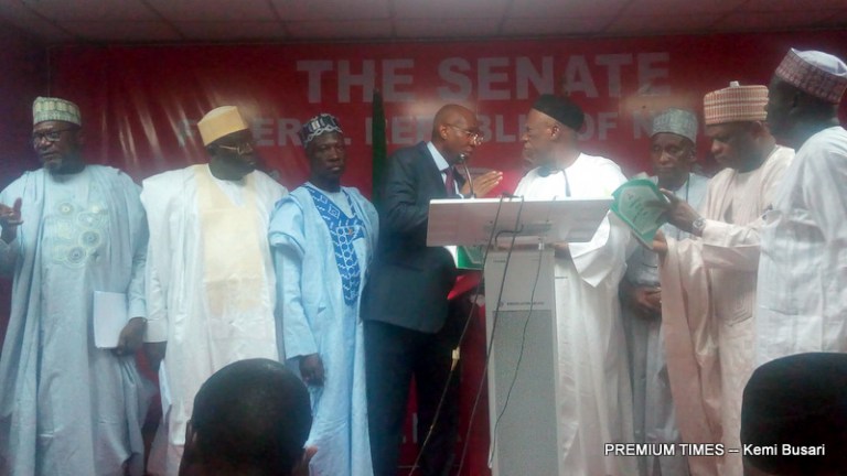 10 Senators Reject Change In Election Timetable
