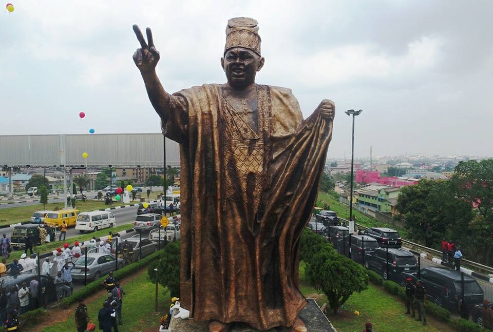 Lagos Unviels New MKO Abiola Statue