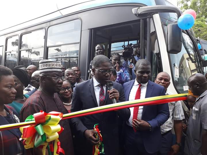 Lagos Governor Donates  Airconditioned  Buses To Workers