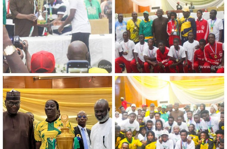 Governor Abdulrazaq Gifts Kwara United Players N5million, One Plot of Land Each