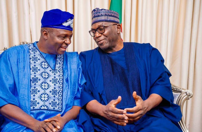 AbdulRazaq Pays Condolence Visit to APC National Chairman in Jos