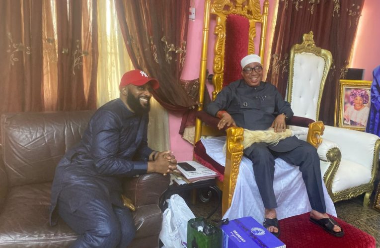 Shittu Visits Ijede Monarch, Discusses Grassroots Devt in Ikorodu Division 