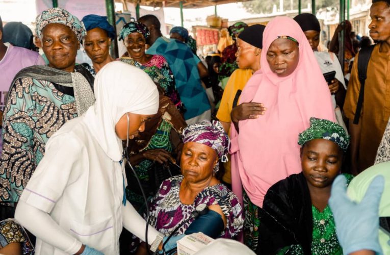 Beyond the Viral Pillow: Assessing Olododo on the Full Record