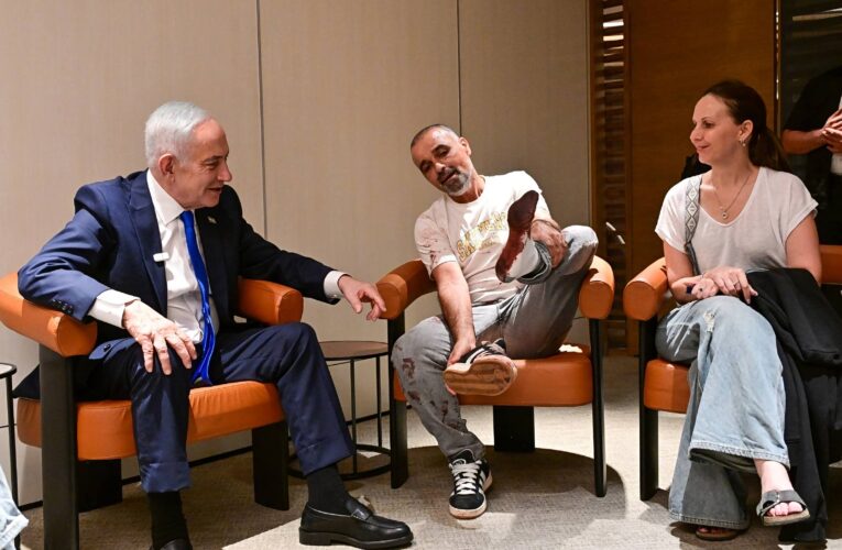 Netanyahu Receives Hero of Attempt Plane Hijack